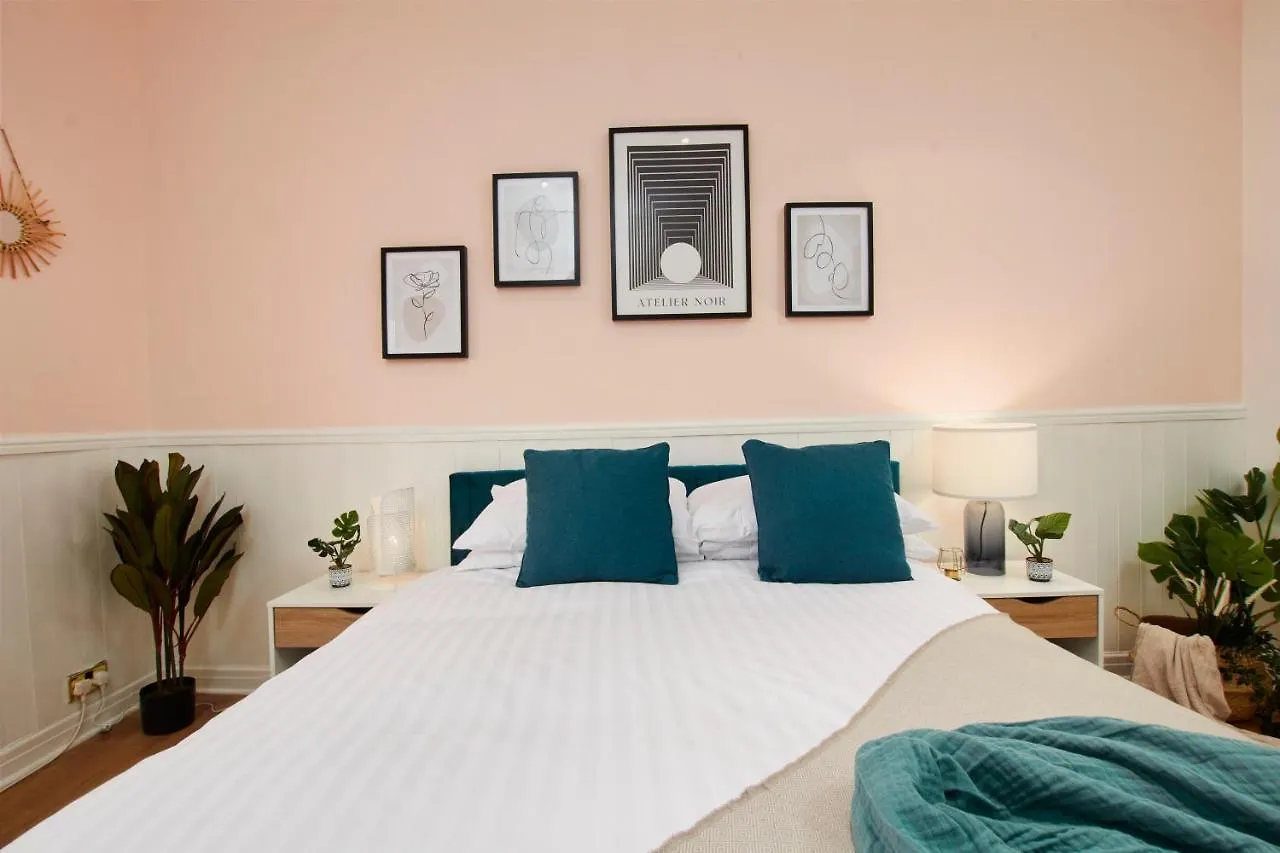 Central Harrogate 2 Bedroom Apartment 0*,  Royaume-Uni