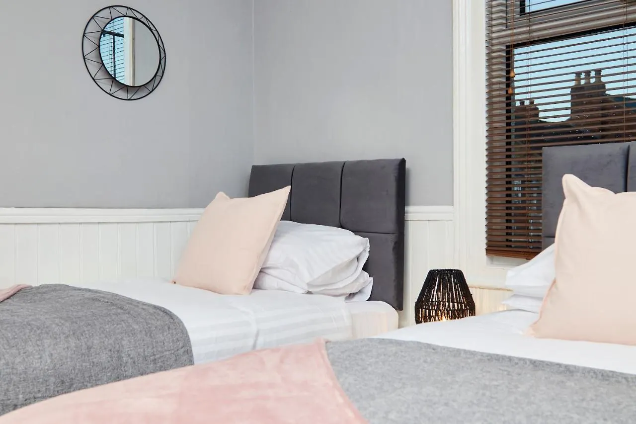 Central Harrogate 2 Bedroom Apartment